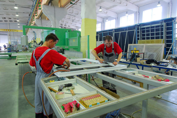 Фирма по остеклению балконов в Троицк и Московской области Троицк